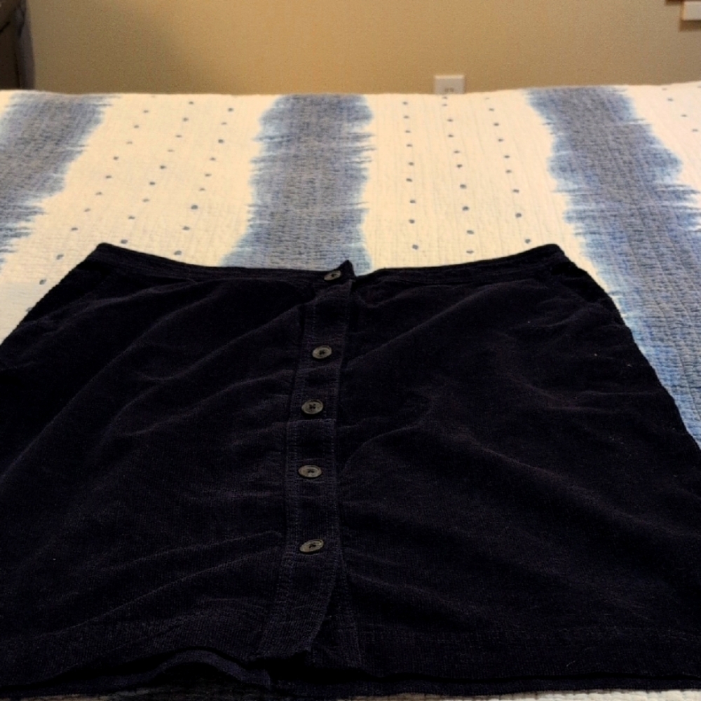 GAP Black Button-Front Pencil Skirt